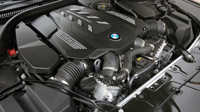 Manhart a megoldás azoknak, akik nem tudnak várni az M8-asra 6