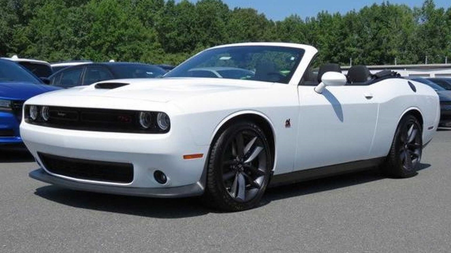 2019-dodge-challenger-r-t-scat-pack-convertible | Vezess | Vezess