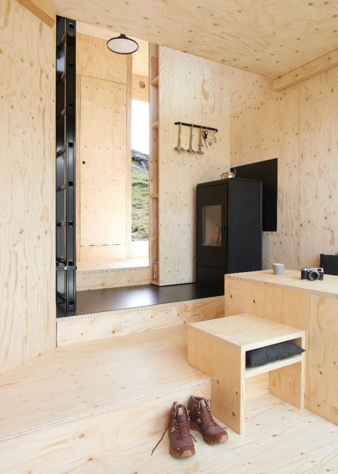 A szakadék szélén táncol ez az alpesi kunyhó 3