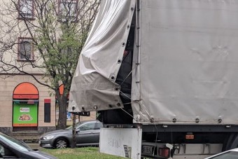 Pofátlan autószállító bukkant fel Budapesten