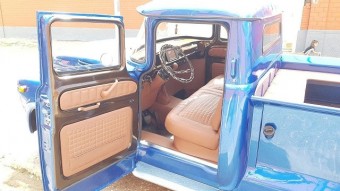 Nem véletlenül hasonlít egy ZIL-re ez a hotrod 5