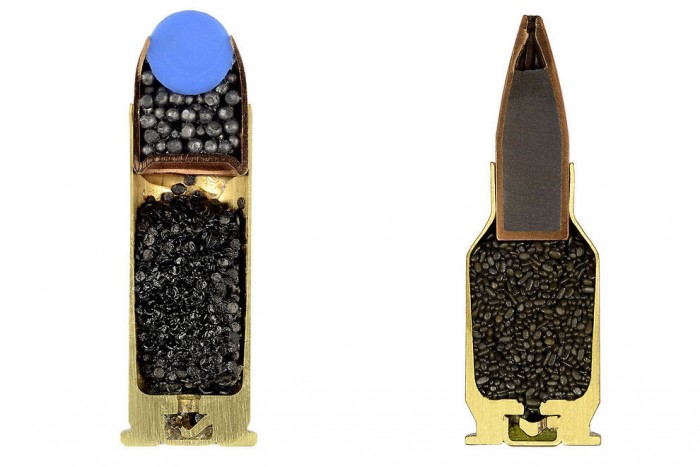 Ilyen szemszögből még nem fotóztak lőszereket