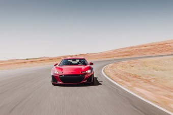 Méregdrága, 1200 lóerős villanyautó a Drako GTE