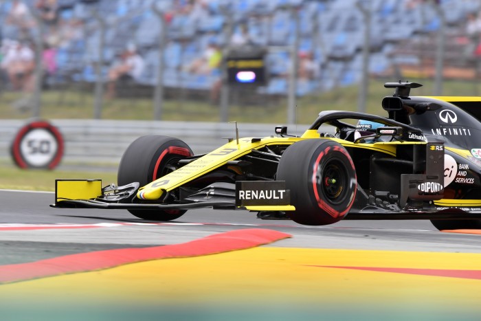 F1: Perez Ricciardót hibáztatja a kiesésért 1