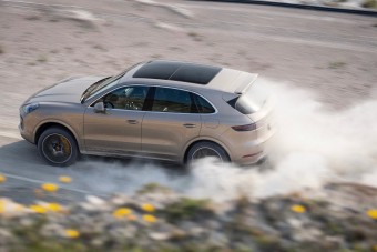 Még be sem fejezték a versenypályát, de a Porsche már rekordot ment rajta