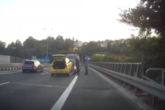 Necces helyzet az autópályán, ennyi is elég az életveszélyhez