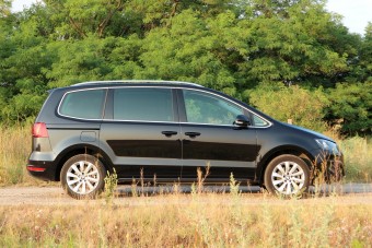 Milyen egy kilencéves új autó?