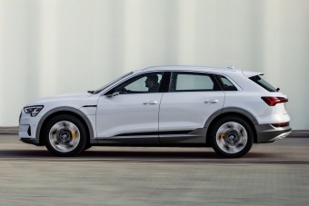 Bolygómentés helyett villanyluxus az Auditól