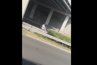 Forgalommal szembe hajtott egy robogós az autópályán