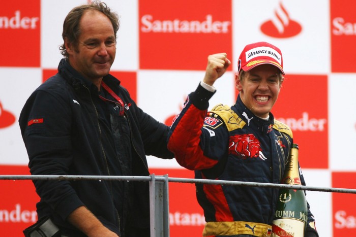 Vettelnek el kellett volna hagynia az F1-et 1 | Vezess Vettelnek el kellett volna hagynia az F1-et 1