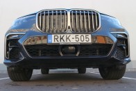 Csodás Mercedes kisbusz a BMW-től 58