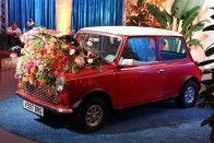 Friss MINI Clubman, 306 lóerővel 66