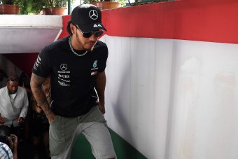 F1: Hamilton nem bánná, ha jönne Verstappen