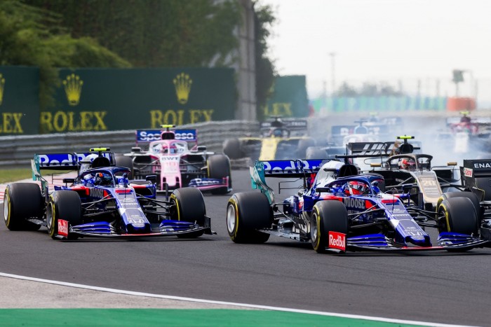 F1: 24 autót akarnak a csapatok