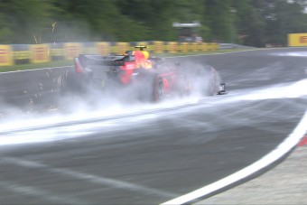 F1: Mindenki a port nyelte az időmérő előtt