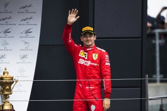 Leclerc: Megváltozott az életem a Ferrarinál