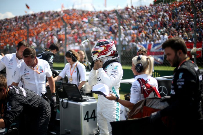 F1: Hamilton egyre inkább csapatjátékos lesz