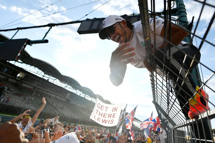 F1: Hamilton visszaszólt Rosbergnek