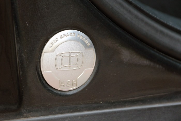 V8-as A8, 373 000 km-rel, olcsón: te is beleugranál? 102 V8-as A8, 373 000 km-rel, olcsón: te is beleugranál? 102
