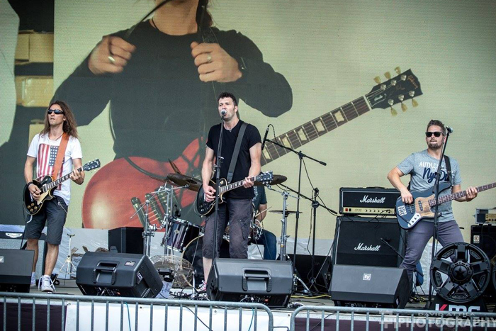 Ha kedveled a terepjárókat, programod van a hétvégén! (x) 8