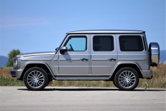 Kegyetlenül megadóztatják a legszennyezőbb autókat a franciák