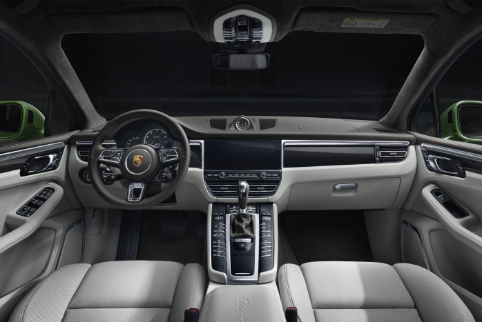 Megújult a legtüzesebb Porsche Macan 5