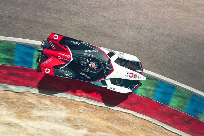 A nulláról ugrik a jövőbe a Porsche 6 | Vezess A nulláról ugrik a jövőbe a Porsche 6