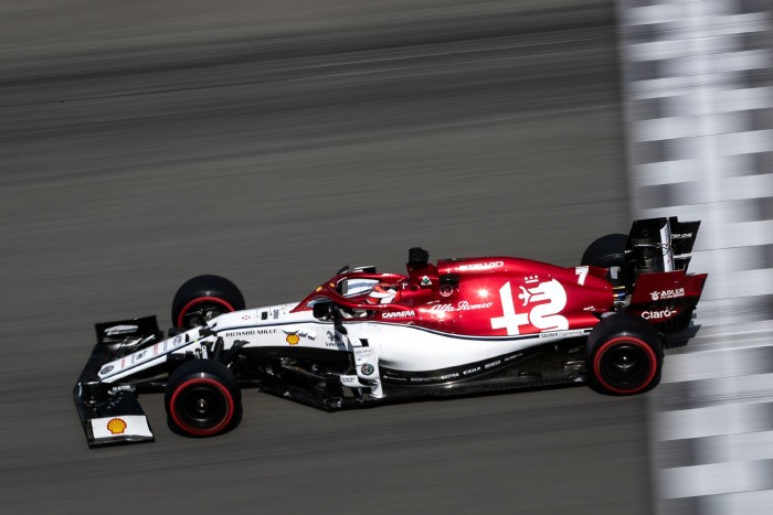 Kimi: Közöltem az alfásokkal, ha nyafognak, már itt sem vagyok! 2 Kimi: Közöltem az alfásokkal, ha nyafognak, már itt sem vagyok! 2