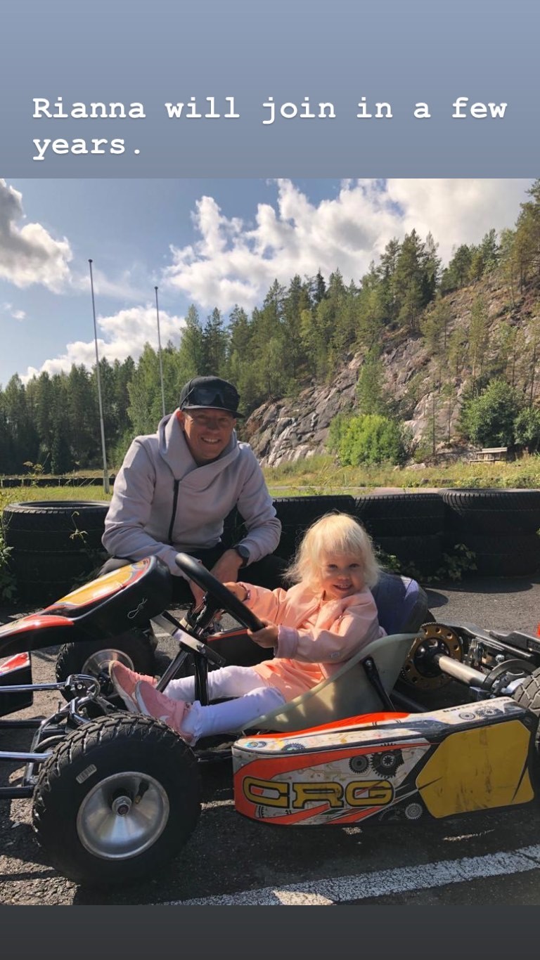 F1: A kis Räikkönen apja nyomdokaiba lépett – videó 1 F1: A kis Räikkönen apja nyomdokaiba lépett – videó 1