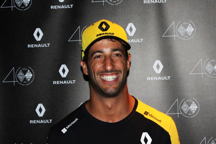 Ricciardo: Ha nyerek a Hungaroringen, visszavonulok! 4 | Vezess Ricciardo: Ha nyerek a Hungaroringen, visszavonulok! 4