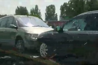 Ismét egy agyrobbantó nepperszerelvény az M5-ösön