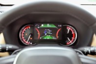 Szuperképesség nélkül: Toyota RAV4 teszt 67
