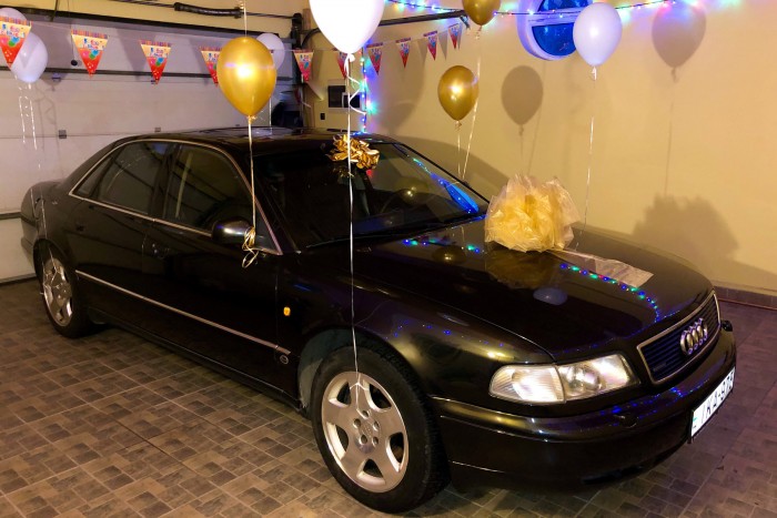 V8-as A8, 373 000 km-rel, olcsón: te is beleugranál? 101 V8-as A8, 373 000 km-rel, olcsón: te is beleugranál? 101