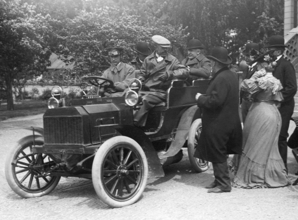 115 évesen állt rajthoz ez a veterán 1 | Vezess 115 évesen állt rajthoz ez a veterán 1