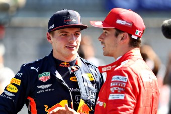 F1: Leclerc sokkal jobb Verstappennél?