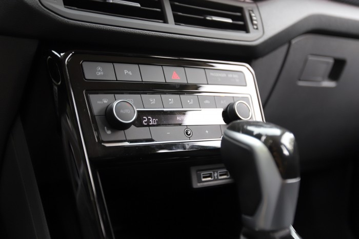 Hopp, itt egy újabb, apró városi SUV – VW T-Cross teszt 99 Hopp, itt egy újabb, apró városi SUV – VW T-Cross teszt 99