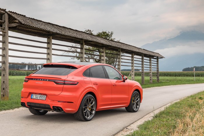 Dinamitrúd, nagyon rövid kanóccal 6