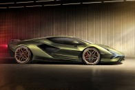 Hibrid hipersportautóval riogat a Lamborghini 38