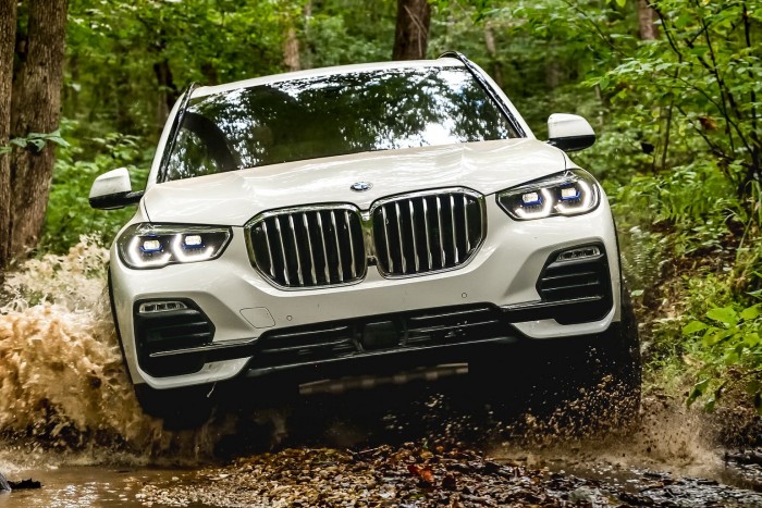 Hanyag munkások miatt veszélyben a BMW-sek 2 Hanyag munkások miatt veszélyben a BMW-sek 2