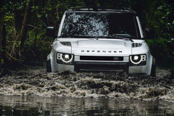 Tényleg elpuhult volna a Land Rover Defender?