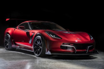 340-nel száguld az elektromos Corvette