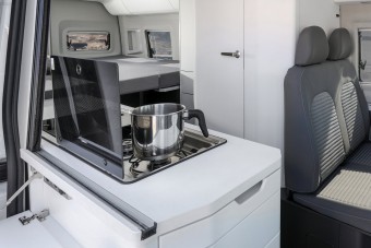 Ezért rossz ötlet konyhát építeni a kocsiba