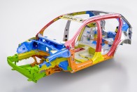 Ultra biztonságos lesz a Volvo első villanyautója 14 Ultra biztonságos lesz a Volvo első villanyautója 14