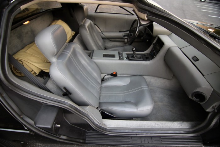 Feketében már nem is érdekes a DeLorean? 7