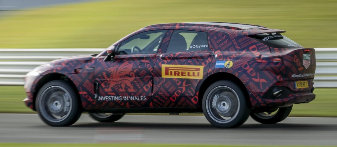 Célegyenesbe fordult az Aston Martin terepjárója