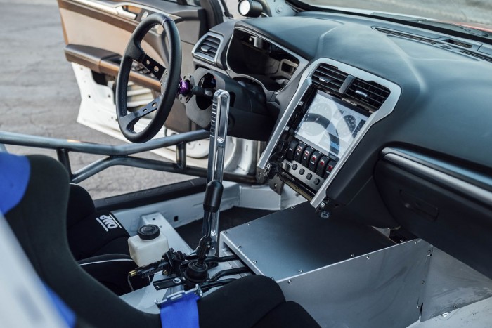 Kilinccsel előre tud igazán menni ez a Mondeo 6