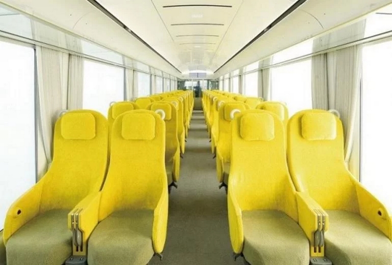 Irigységgel vegyes csodálattal nézünk erre a japán szupervonatra 4