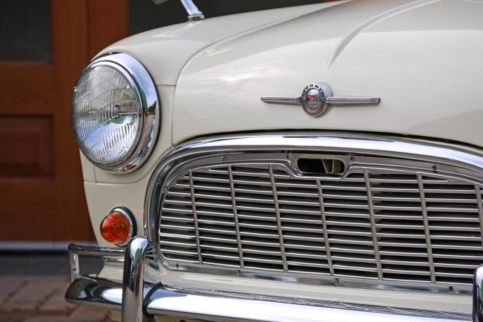 Nem sikerült megtanulni vezetni, ezért ötven évig állt a Mini