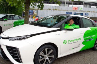 Félmillióan utaztak már a hidrogénes taxikban