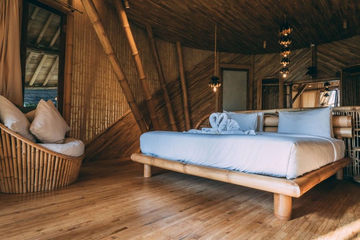 Ma már ezek az esőerdőbe épített bambuszházak menők, nem az ötcsillagos hotelek 1